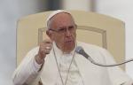 Walls aren't answer to people fleeing war, climate change, pope says