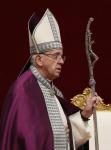 Pope presides over Lenten penance service at Vatican
