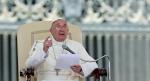 War, greed, consumerism, 'cult of appearance' harm families, pope says