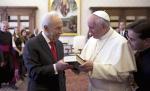 Israeli President Shimon Peres meets Pope Francis
