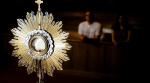 Vatican organizing worldwide, simultaneous Eucharistic adoration June 2