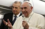 Pope urges Muslim leaders to condemn violence